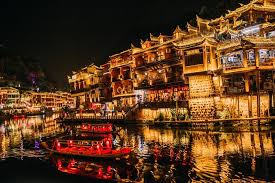 PHƯỢNG HOÀNG CỔ TRẤN – GIẤC MỘNG CỔ TÍCH BÊN DÒNG ĐÀ GIANG